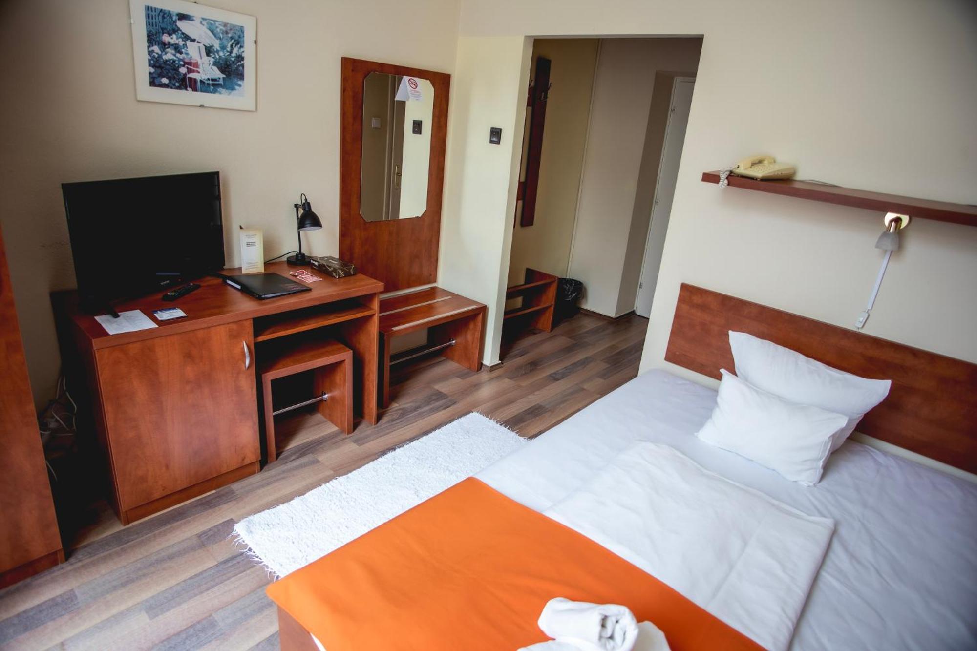 Hotel Kapos Kaposvár Eksteriør bilde