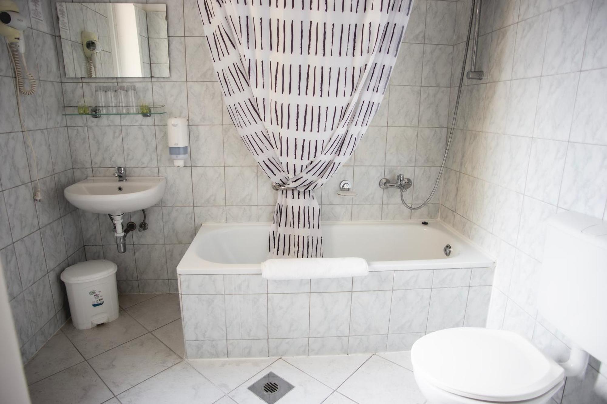 Hotel Kapos Kaposvár Eksteriør bilde